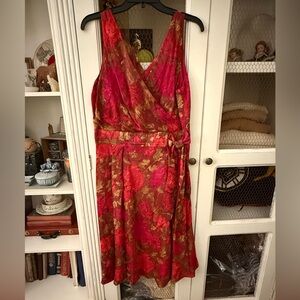 J. Peterman Vibrant Red and Brown Midi Dress
